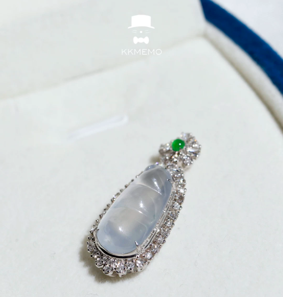mimo gentleman cat natural 18k gold inlaid high-ice jade bean pendant for women gift